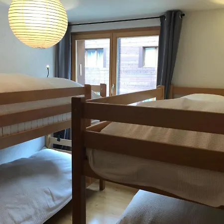 Au Pied Des Pistes B 04